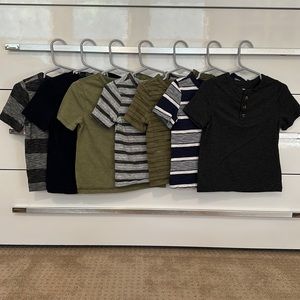Old Navy Bundle Toddler Boy Tshirts (7)